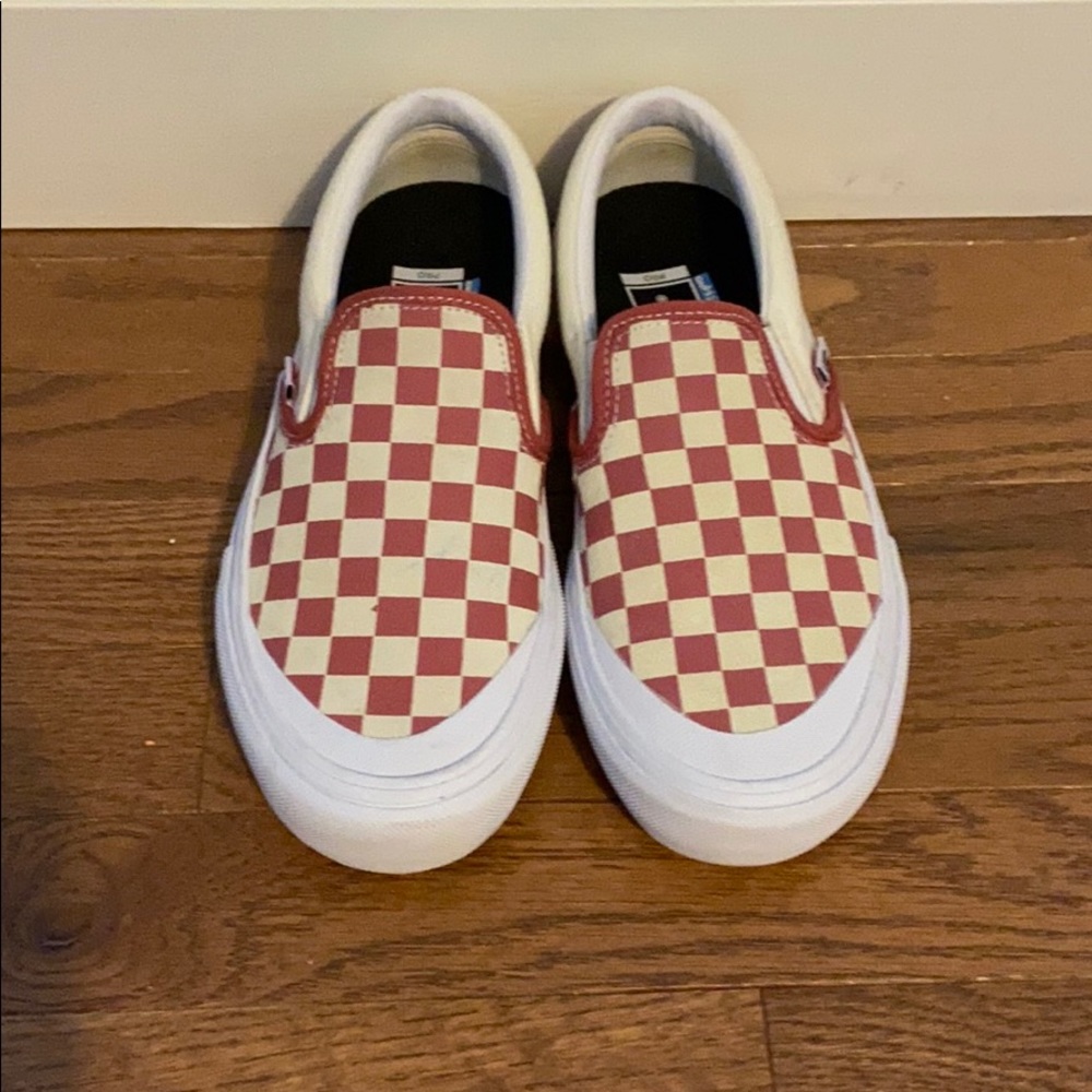 VANS Ultracrush HD Pro Red Check Slip-on Sneaks